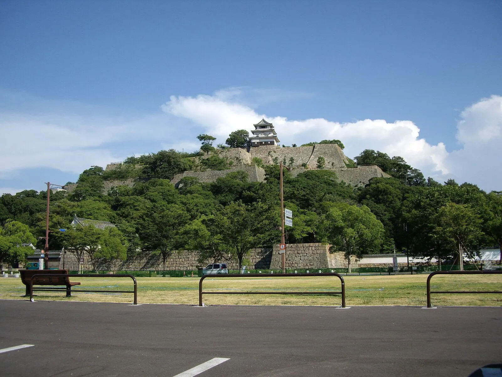 丸亀城