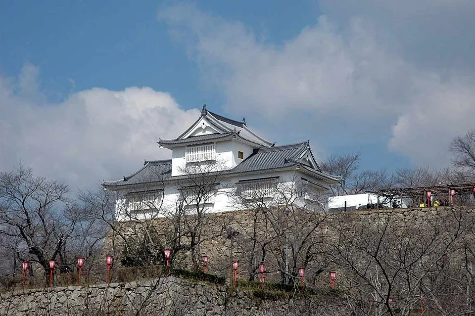津山城
